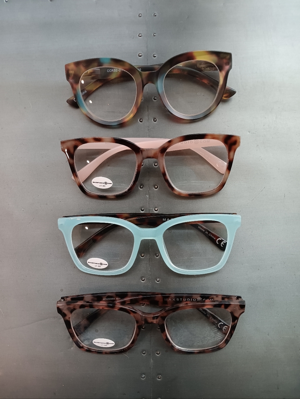 MAX STUDIO/CCA Magnifying "READER" Glasses - 1.5 (set of 4)
